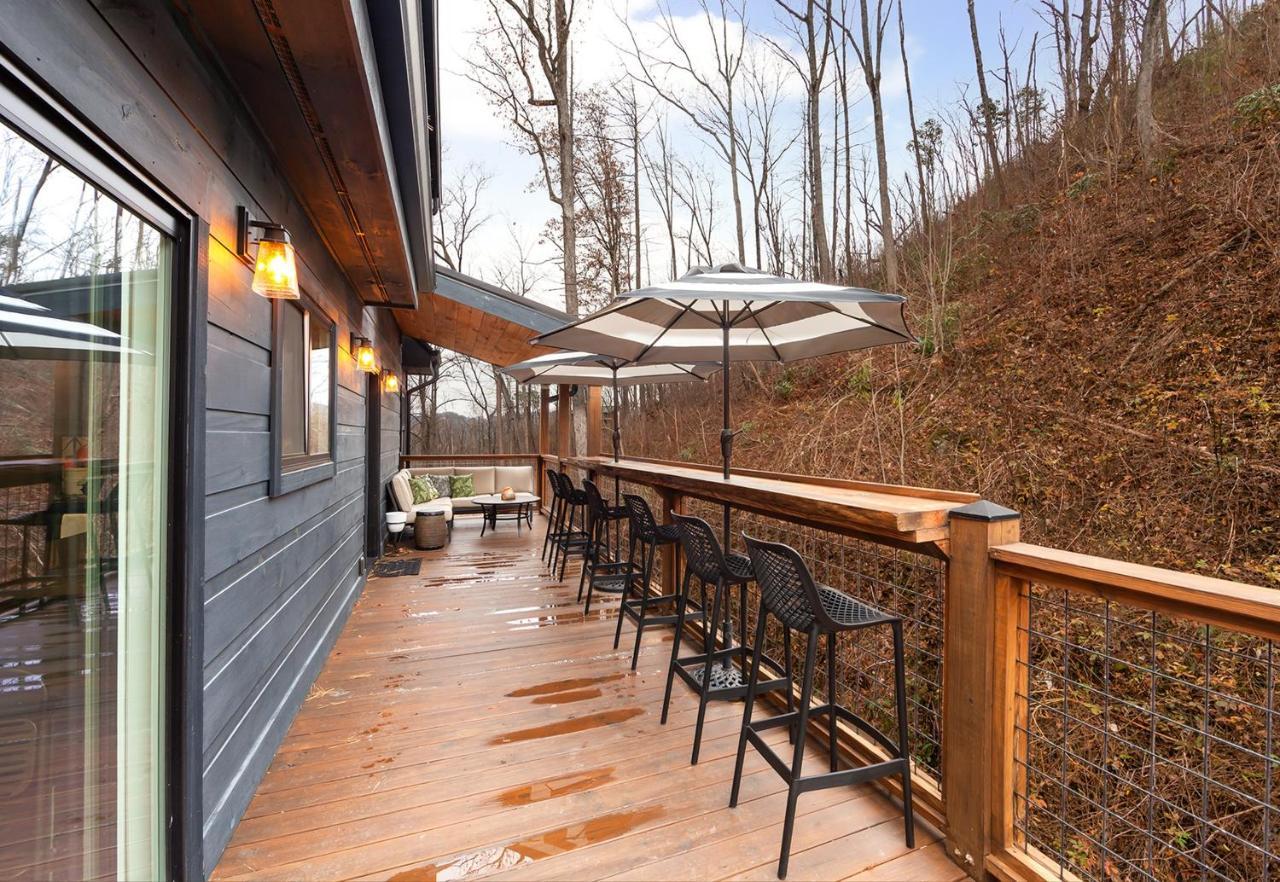 Night Owl Cabin Villa Гетлинбург Екстериор снимка
